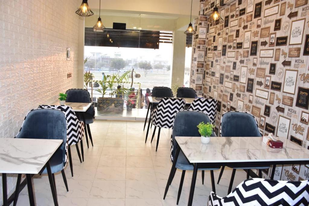 Motorway Majesty Suites Islamabad - Near Islamabad International Airport And Motorway Luaran gambar