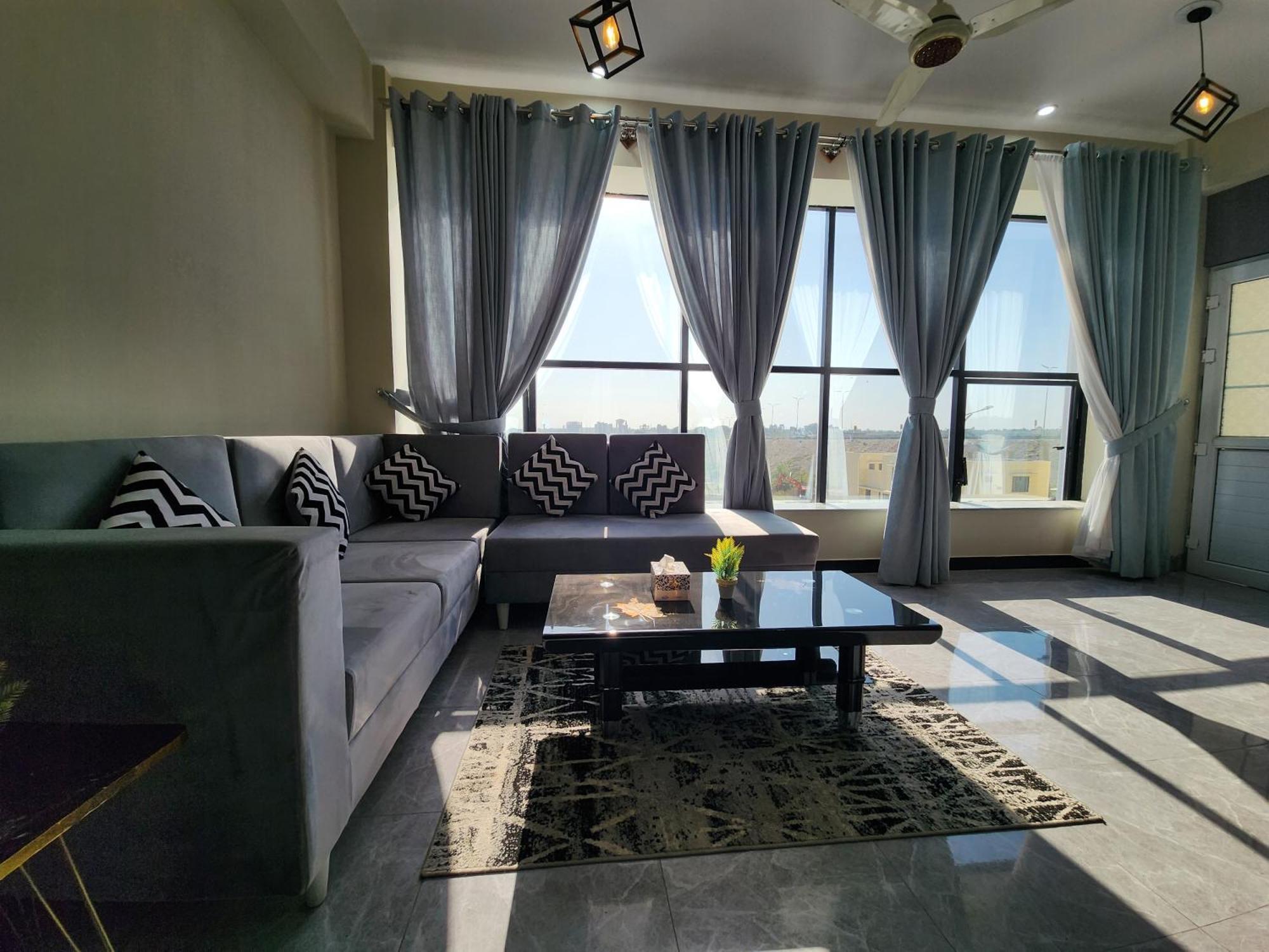 Motorway Majesty Suites Islamabad - Near Islamabad International Airport And Motorway Luaran gambar