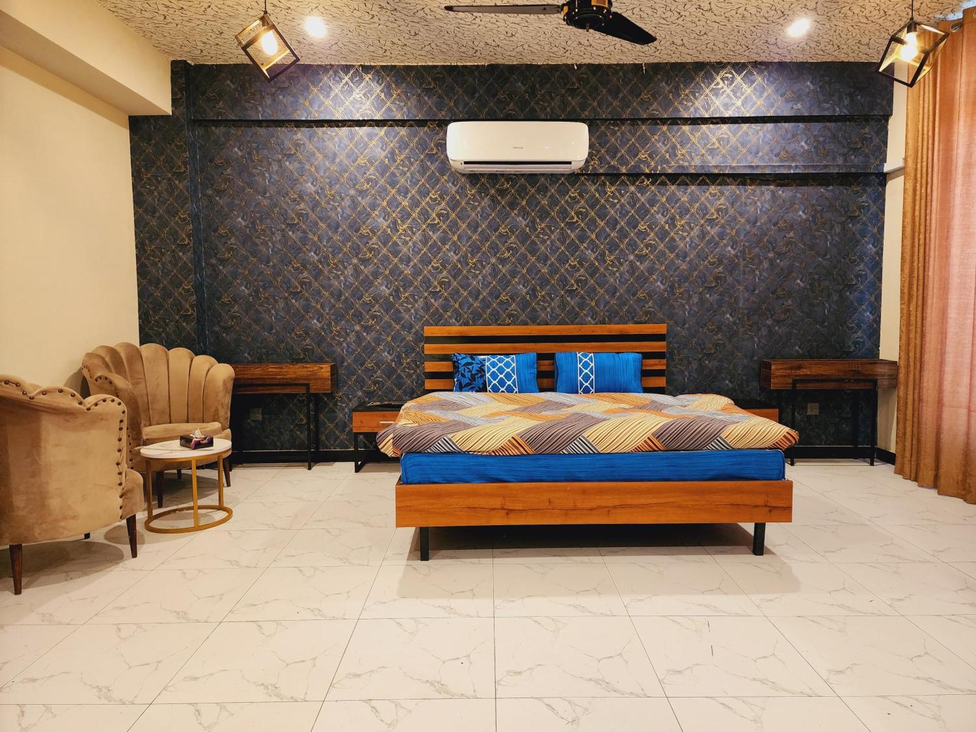 Motorway Majesty Suites Islamabad - Near Islamabad International Airport And Motorway Bilik gambar
