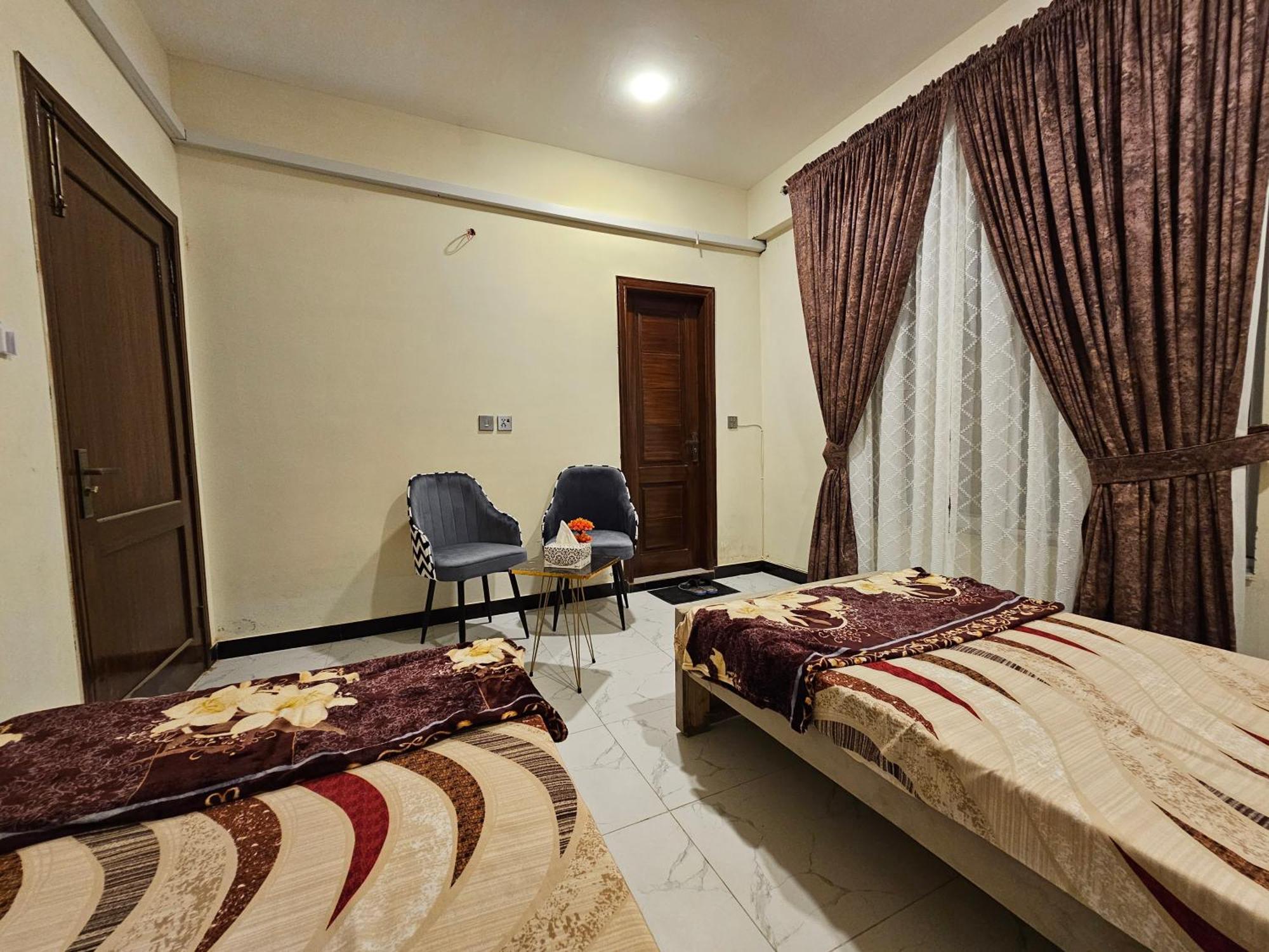 Motorway Majesty Suites Islamabad - Near Islamabad International Airport And Motorway Bilik gambar
